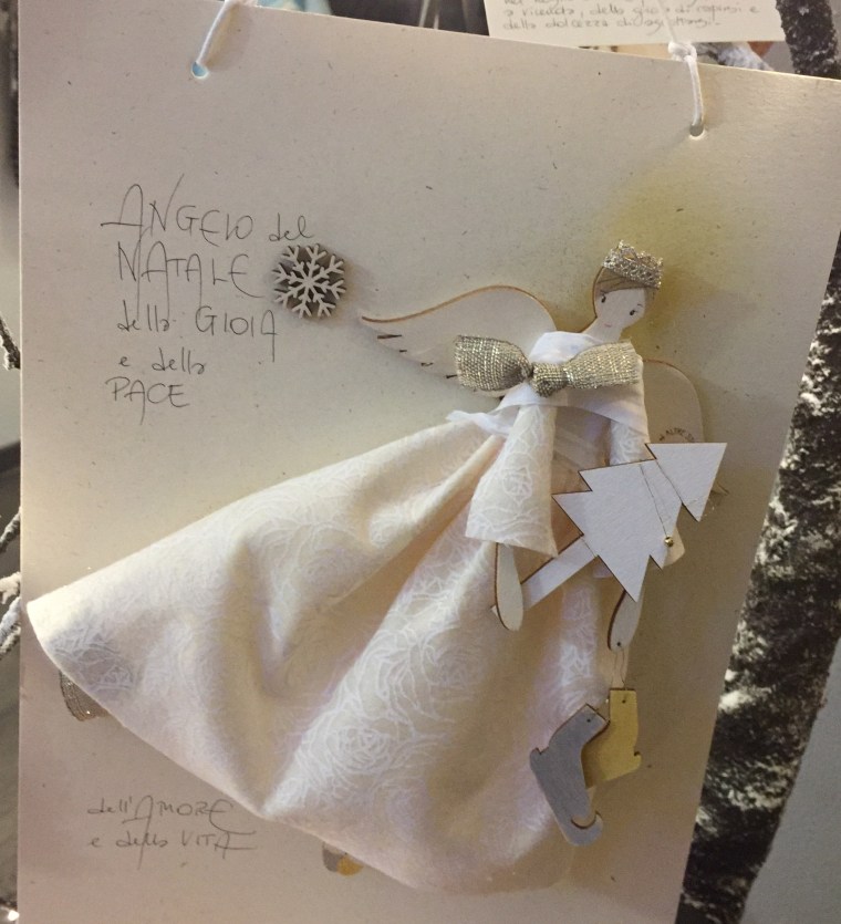 65687C6F-9230-4BA8-BF6E-77043E2A2DCE